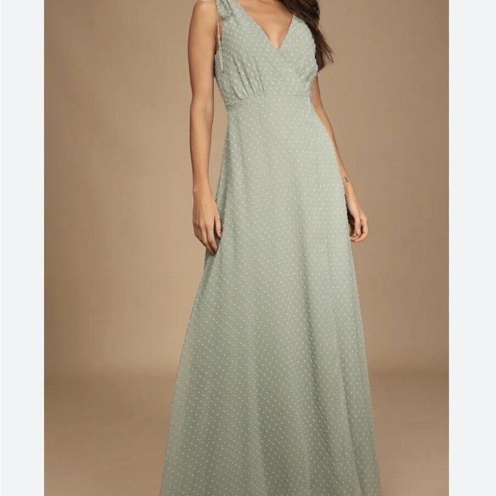 Lulu's Green Ruched V-Neck Maxi Gown
